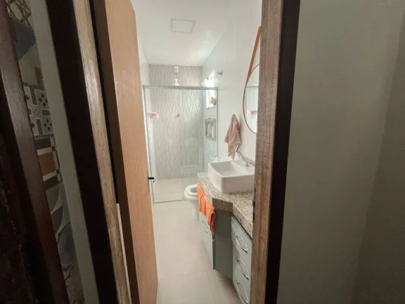 Imagem Casa no Grogotó, próximo ao centro, 3 Quartos 1 Suíte à Venda