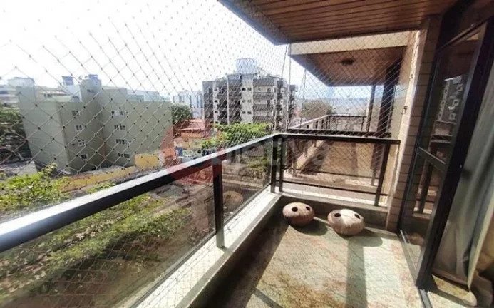 Imagem Apartamento com 3 dormitórios à venda, 90 m² por R$ 850.000,00 - Centro - Cabo Frio/RJ