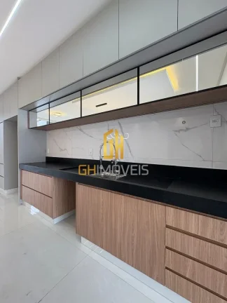 Imagem Casa com 3 quartos no Setor Três Marias, em terreno com 360m² com 192m² de área construída poss...