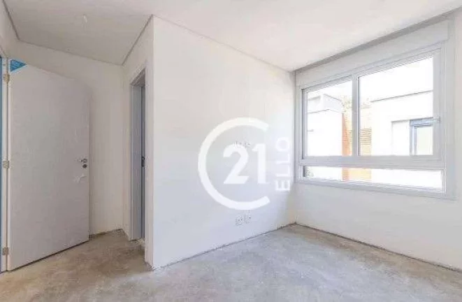 Imagem Casa de condomínio com 367 m², nova, 4 suítes à venda no bairro Alto da Boa Vista.