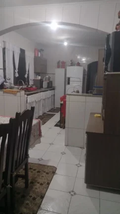 Imagem Sobrado à venda em Santo André-SP: 3 quartos, 2 banheiros, 2 vagas de garagem, 188m² no Jardim Las Vegas!