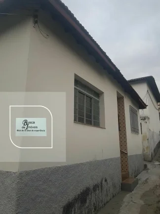 Imagem Casas térreas + armazém + terreno