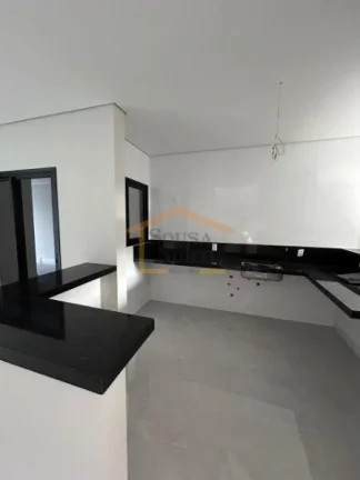 Imagem MARAVILHOSO Sobrado 4 dormitórios, sendo 4 suítes, 2 delas conjugadas, closet, espaço para escrit...