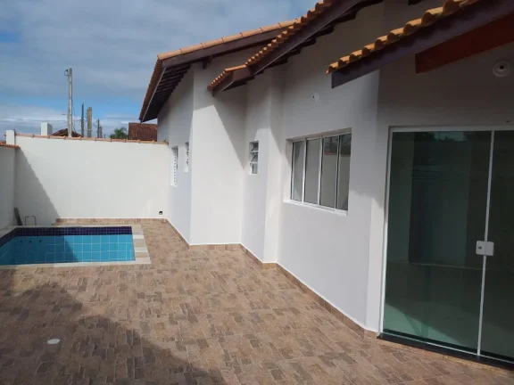 Imagem Casa para Venda em Itanhaém, Tupy, 3 dormitórios, 1 suíte, 1 banheiro, 2 vagas
