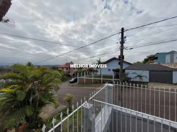 Imagem Casa com 03 dormitórios sendo 01 suíte com espaço de lazer com piscina à Venda em Sapucaia do Sul - RS