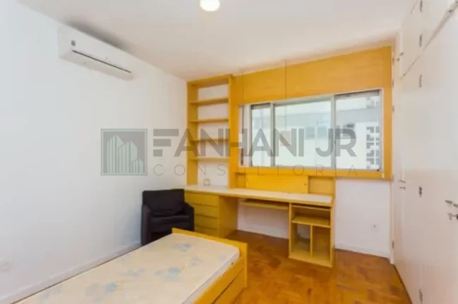 Imagem Imperdível! Apartamento à venda no Jardim Paulista São Paulo-SP: 3 quartos, 1 suíte, 2 salas, 4 banheiros, 2 vagas, 230m².