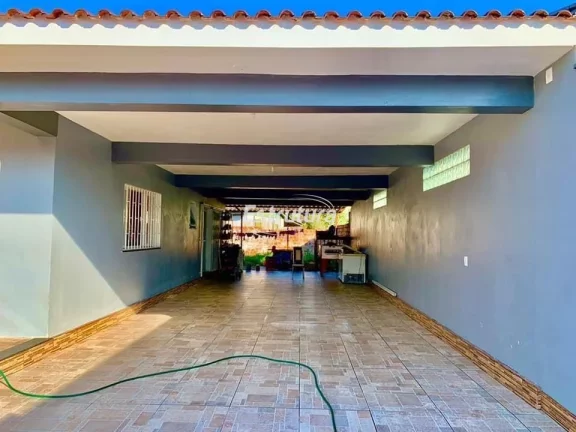 Linda casa próxima a Avenida Liberdade