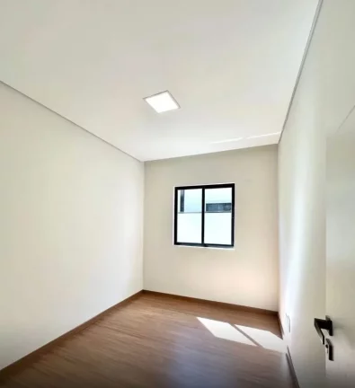 Imagem Casa para Venda em São José dos Pinhais, Cidade Jardim, 3 dormitórios, 1 suíte, 3 banheiros, 2 vagas