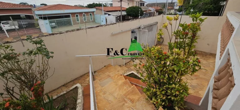 Imagem Casa para Venda em Campinas, Jardim Quarto Centenário, 2 dormitórios, 1 suíte, 2 banheiros, 2 vagas