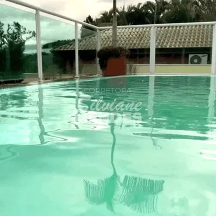 Imagem Excelente casa 280 m² com piscina no condomínio Vivendas do Lago
