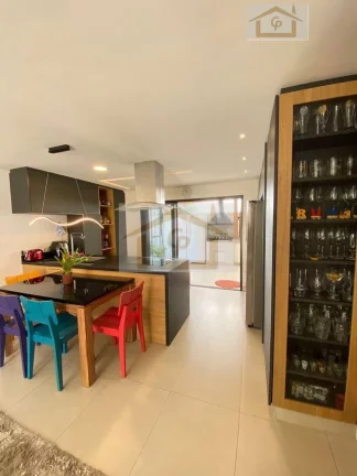 Imagem Triplex, 4 quartos sendo 2 suítes, *Piscina Privativa