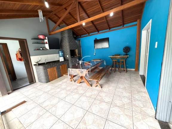 Imagem Casa à venda no Santo Antonio em Joinville, por 890 mil