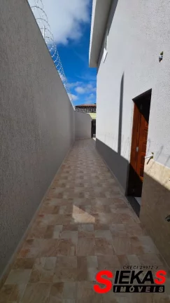 Imagem Casa à venda em São Paulo-SP, Parque Guaianazes: 2 quartos, 1 sala, 2 banheiros, 3 vagas de garagem, 65,00 m² de área.