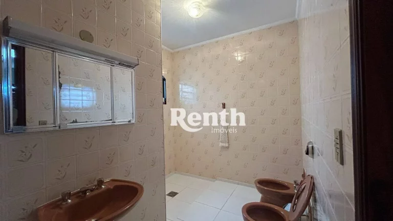 Imagem Casa com 2 suítes para alugar, 210 m² por R$ 3.350/mês - Centro - Rio Claro/SP