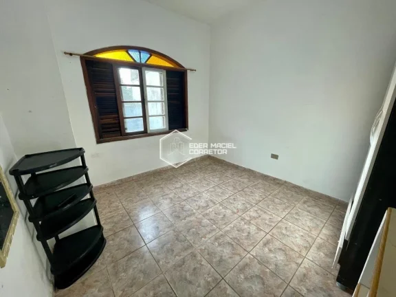 Imagem Casa Imperdível! Quase pé na areia e com uma vista deslumbrante do mar, esta é a oportunidade que...