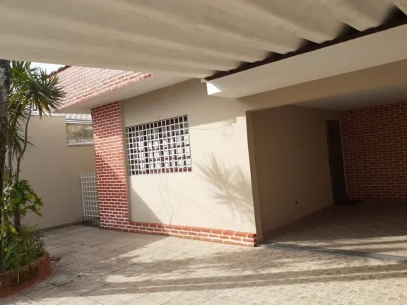 Imagem CASA COM 95 m² - MARACANÃ - PRAIA GRANDE SP