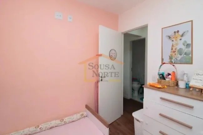 Imagem Apartamento de 52m² com 2 dormitórios, um com armário, 1 banheiro, sala para dois ambientes com s...