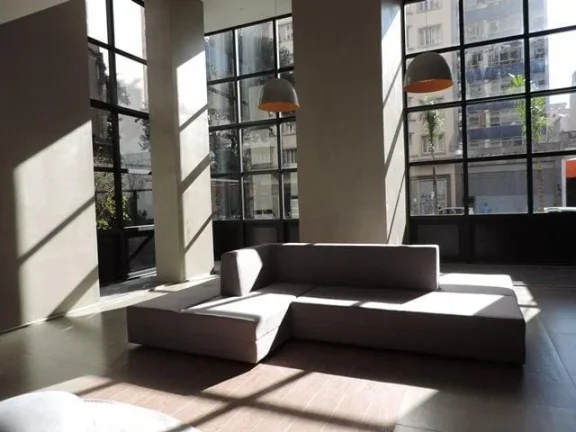 Imagem Studio de Luxo para Locação em Condomínio na Bela Vista, São Paulo-SP: 1 Quarto, 2 Salas, 1 Banheiro, 1 Vaga de Garagem!