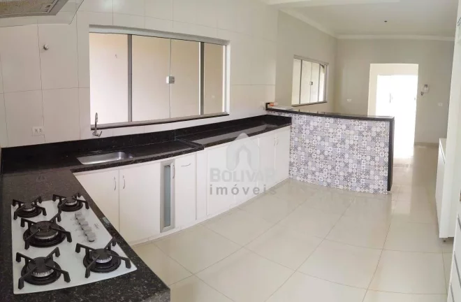 Imagem Casa com 3 dormitórios à venda, 280 m² por R$ 600.000,00 - Jardim Leonora Ll - Itumbiara/GO