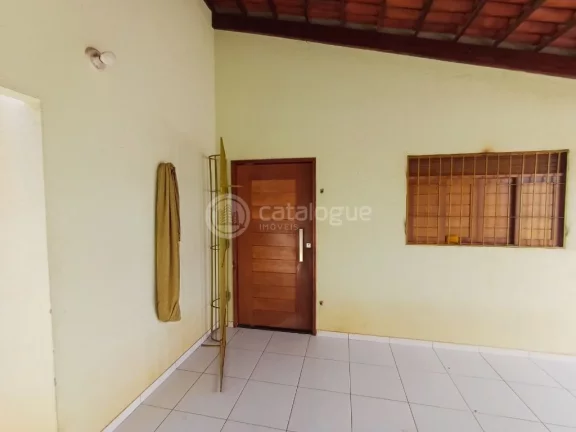 Imagem Casa 2 quartos com suíte no Bosque das Colinas