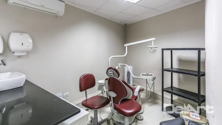 Imagem Sala/Conjunto Comercial Corporativo LOCADA - 182,61m2 + 02 vagas - Edifício Curitibano Prime Center - R$ 1.450.000,00 - Água Verde.