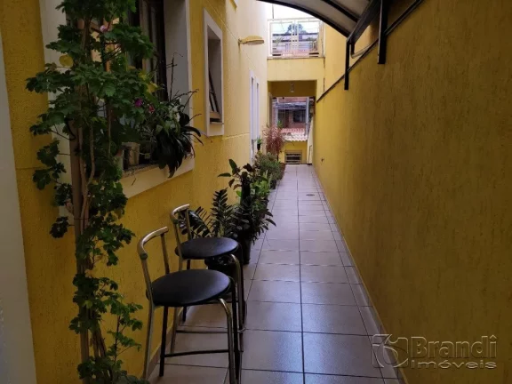 Imagem Sobrado Alto Padrão de 3 Dormitórios -- Sitio das figueiras.