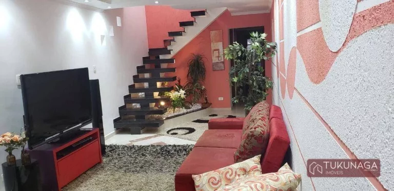 Imagem Sobrado com 4 dormitórios à venda, 200 m² por R$ 840.000,00 - Vila São Judas Tadeu - Guarulhos/SP