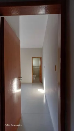 Imagem Compre esta linda casa no Ipê em Pindamonhangaba