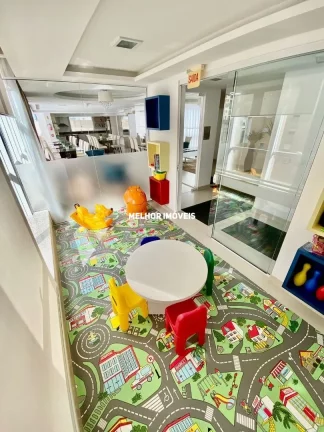 Imagem Apartamento à Venda Mobiliado e Equipado com 04 suítes, localizado em Meia Praia, Itapema - SC