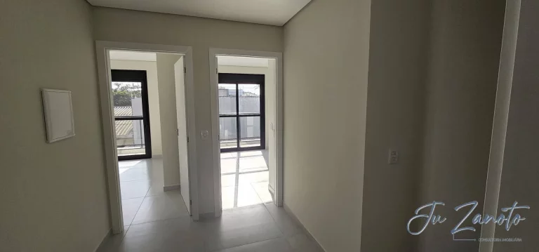 Imagem Sobrado alto padrão com Piscina, 3 suítes próximo ao Centro Matinhos-PR