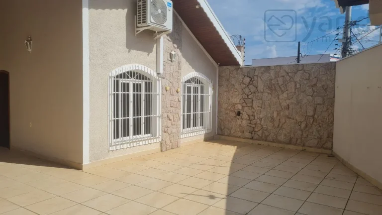 Imagem Imperdível oportunidade de casa para venda ou locação em Jundiaí-SP, Jardim Merci II: 3 quartos, 1 suíte, 1 sala, 2 banheiros, 2 vagas de garagem, 250,00 m².