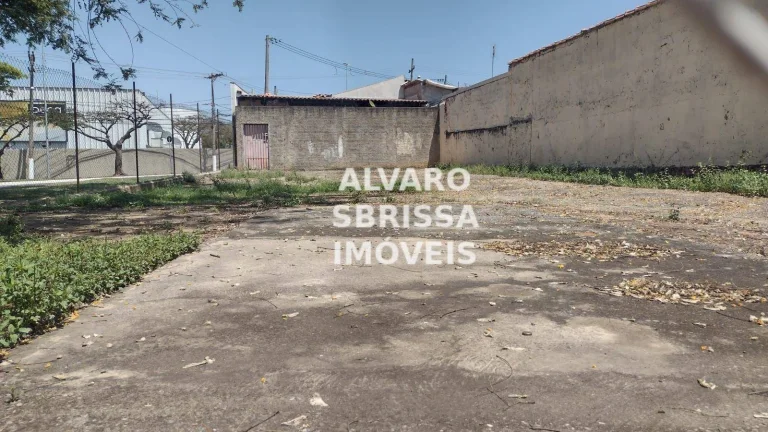 Imagem Terreno comercial perfeito de esquina 397m2 com excelente localização para seu comércio