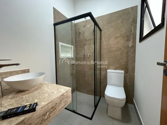 Imagem Casa de Luxo em Fase Final de Construção

Localizada em uma área privilegiada, esta casa de luxo ...