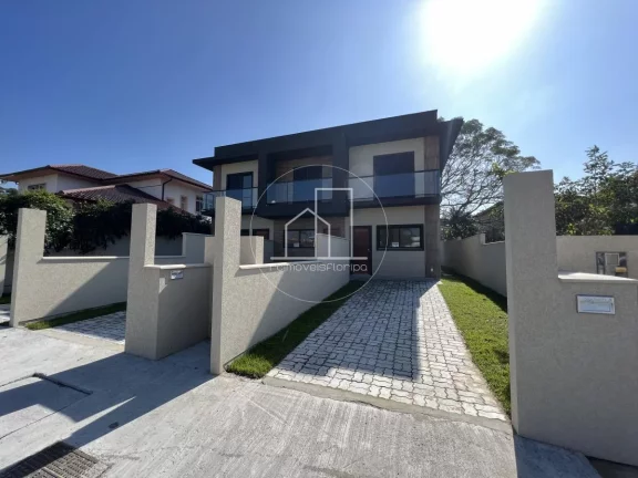 Imagem Casa / Sobrado para Venda em Florianópolis / SC no bairro São João do Rio Vermelho