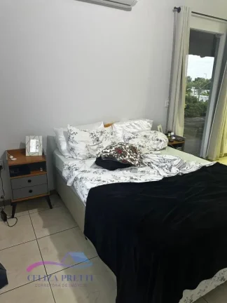 Imagem Casa Duplex com Terraço, Quintal Amplo e 160m² de Área Construída