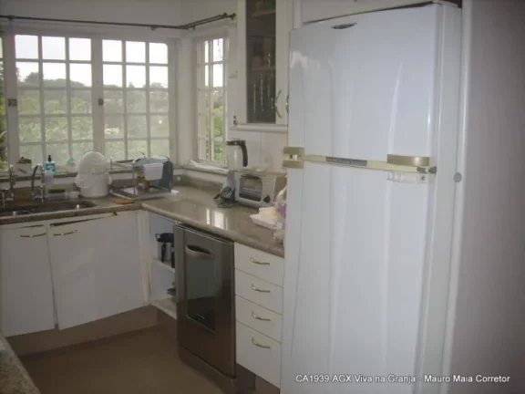Imagem Casa com 3 dormitórios à venda, 310 m² por R$ 1.500.000,00 - Granja Viana - Carapicuíba/SP