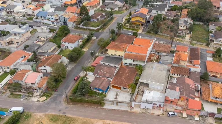 Imagem Terreno de esquina em Santa Felicidade