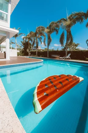 Foto do imóvel: Mansão Mobiliada à Venda em Jurerê Internacional – Amoraeville | 5 Suítes,