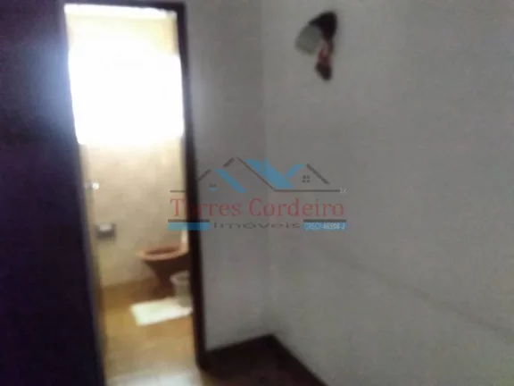 Imagem Sobrado com 3 Quartos e 2 vagas para Alugar residencial ou comercial