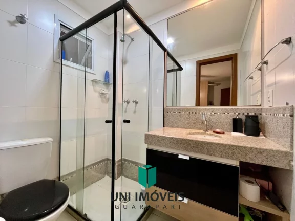 Imagem Amplo Apartamento à venda na Beira Mar da Praia do Morro e com Área externa privativa e área gourmet