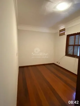 Imagem Casa à venda em Alphaville com 4 quartos 395 m² por R$ 2.800.000 - Santana de Parnaíba/SP