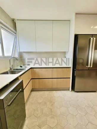 Imagem Apartamento Mobiliado na Vila Nova Conceição com 3 Suítes e 3 Vagas de Garagem - São Paulo-SP