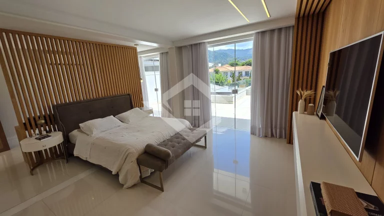 Imagem Casa espetacular na Barra da Tijuca - MOBILIADA!!!