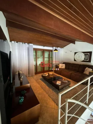 Imagem Casa com 3 dormitórios à venda, 250 m² por R$ 2.000.000,00 - Praia do Siqueira - Cabo Frio/RJ