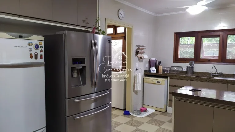 Imagem Casa venda ou locação condomínio Granville, Guarujá-SP: 5 quartos, 2 suítes, 2 salas, 5 banheiros, 4 vagas e 588m². Venda ou locação!