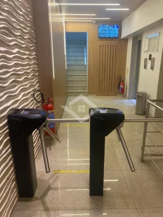 Imagem Sala Comercial de 17m² no Centro de Niterói – Excelente Localização