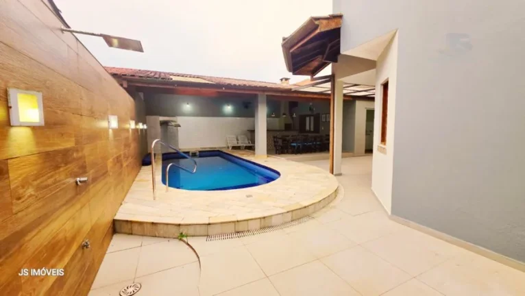 Foto do imóvel: ALUGA - SE ÍNCRIVEL CASA DE CONDOMÍNIO EM MAITINGA.