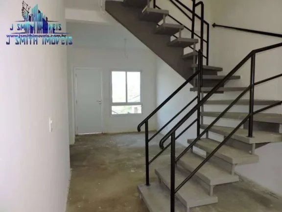 Imagem CASA ISOLADA, 170m², COM 3 SUÍTES. CONDOMÍNIO FECHADO NO JARDIM DA GLÓRIA.
