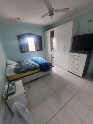 Imagem Sobrado a venda na Vila Zelina, a 9 minutos a p?(C) do Metrô Vila Prudente. 3 dormitórios, 1 com closet, 2 vagas de garagem cobertas, portão automático.