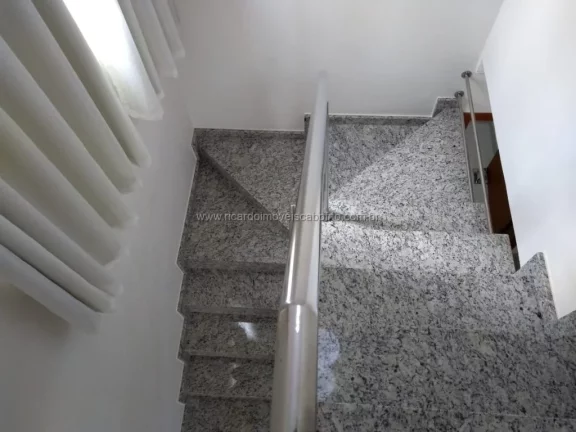 Imagem Casa Duplex Condomínio / Excelente Divisão Interna